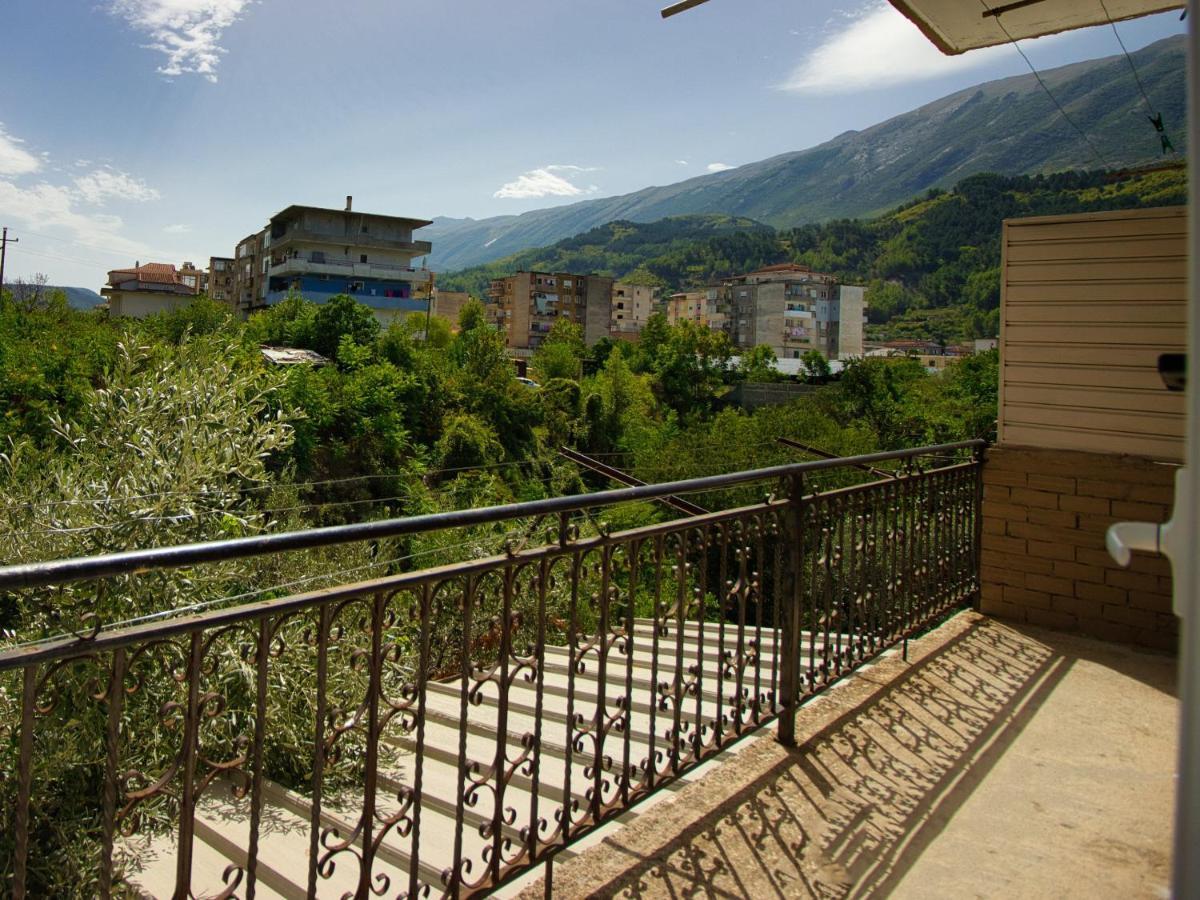 Honey-House “Kastrioti” Appartement Përmet Kamer foto